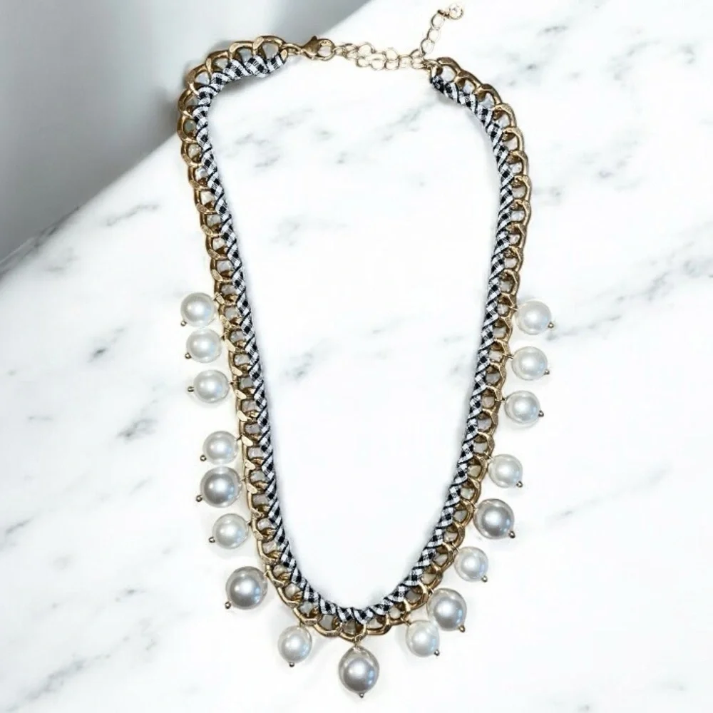 Elegant Kate Spade Gold and Black&White Fabric Pearl Necklace